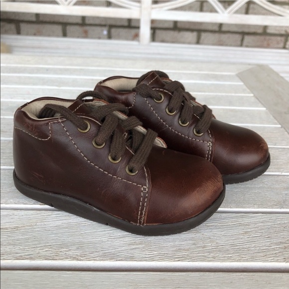 Stride Rite Other - Baby Leather Shoes Size 5.5